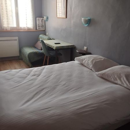 Hotel De Provence 迪涅莱班 外观 照片