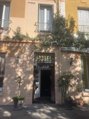 Hotel De Provence 迪涅莱班 外观 照片